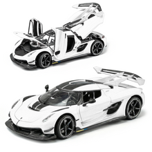 Koenigsegg 1:24 Scale Model Car with Smoke Effect