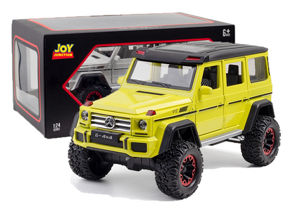 Mercedes-Benz G500 1:24 Scale Alloy Metal Pullback Toy car with Display Box, Openable Doors Light Music