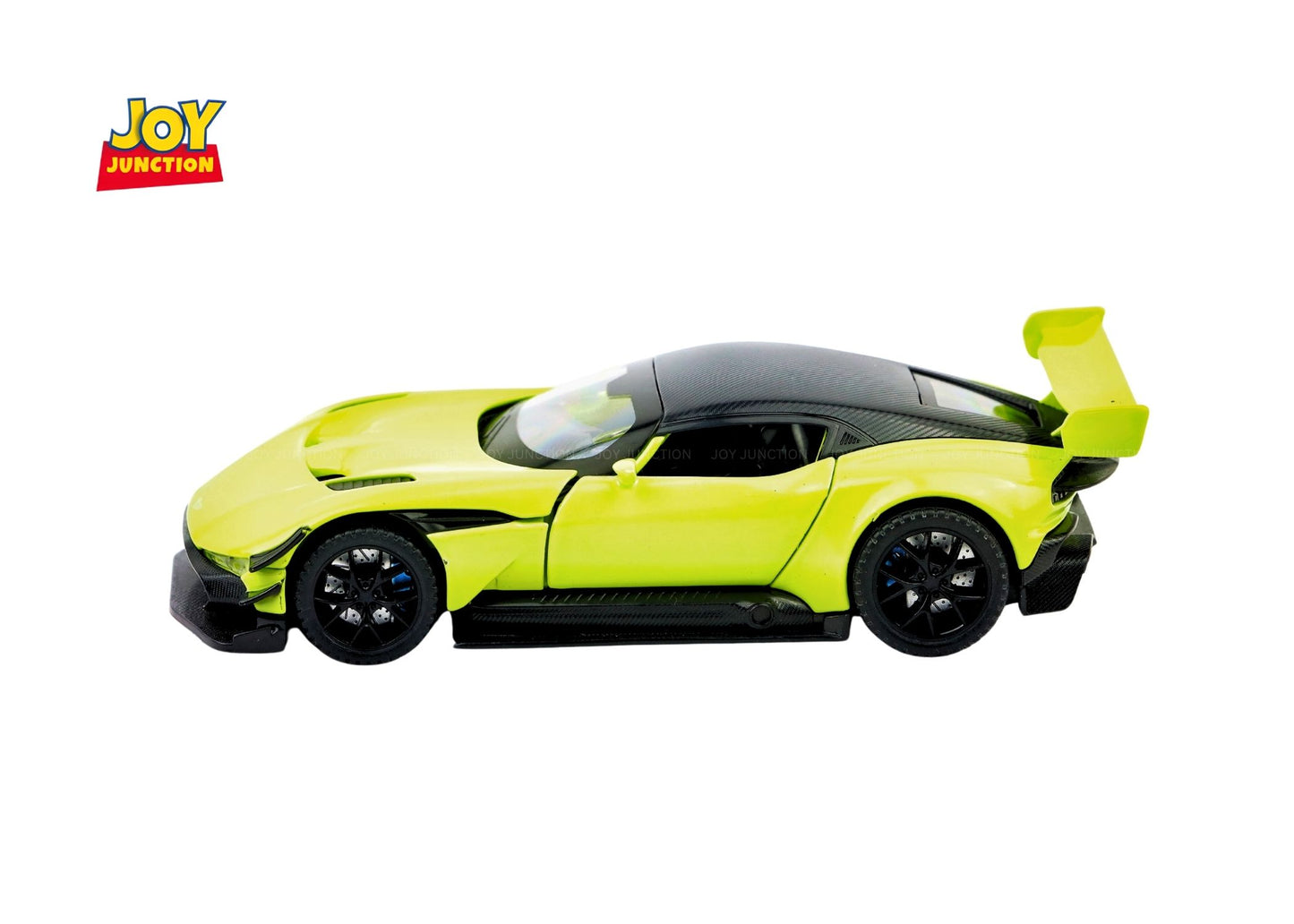 Aston Marten Diecast Car 1:32 Scale – Metal Model with Lights, Sound & Pull-Back Action