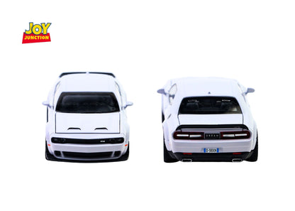 Dodgee Challengerr HellKat 1:32 Scale Diecast Pull Back Toy Car with Openable Doors, Lights & Engine Sound