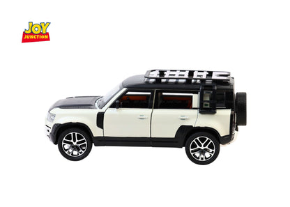 Land Roverr Defenderr 1:32 Scale Diecast Pull Back Toy Car with Openable Doors, Lights & Engine Sound