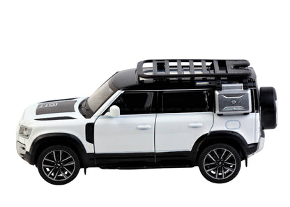 Land Roverr Defenderr 1:32 Scale Diecast Pull Back Toy Car with Openable Doors, Lights & Engine Sound