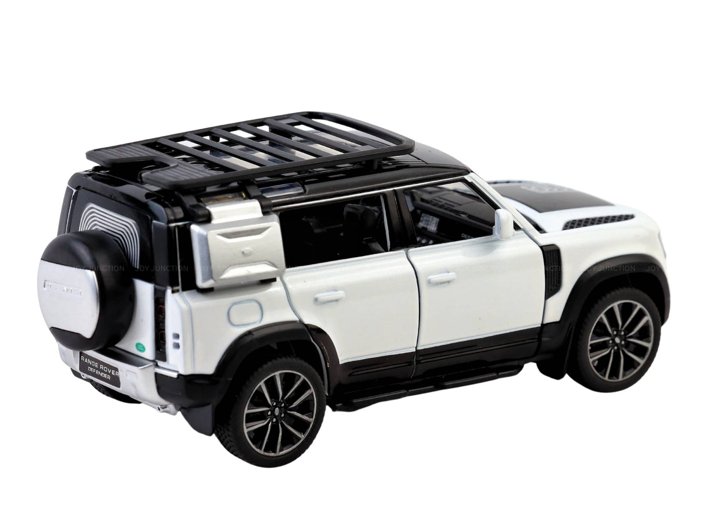 Land Roverr Defenderr 1:32 Scale Diecast Pull Back Toy Car with Openable Doors, Lights & Engine Sound