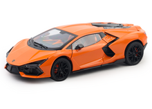 Lamborghini Daniel Street 1:24 Scale Model Car - Image 1